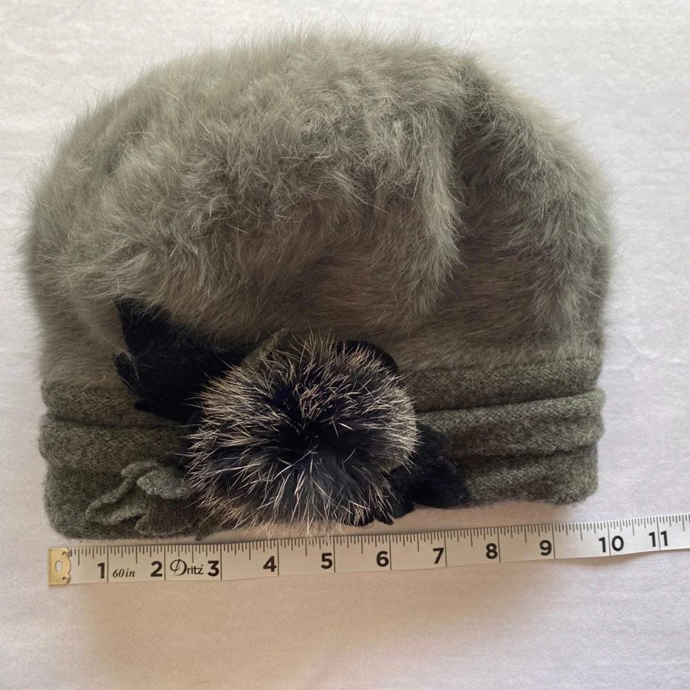 50% Angora 30% Wool 20% Acrylic‎ Gray/Black Women’s Hat